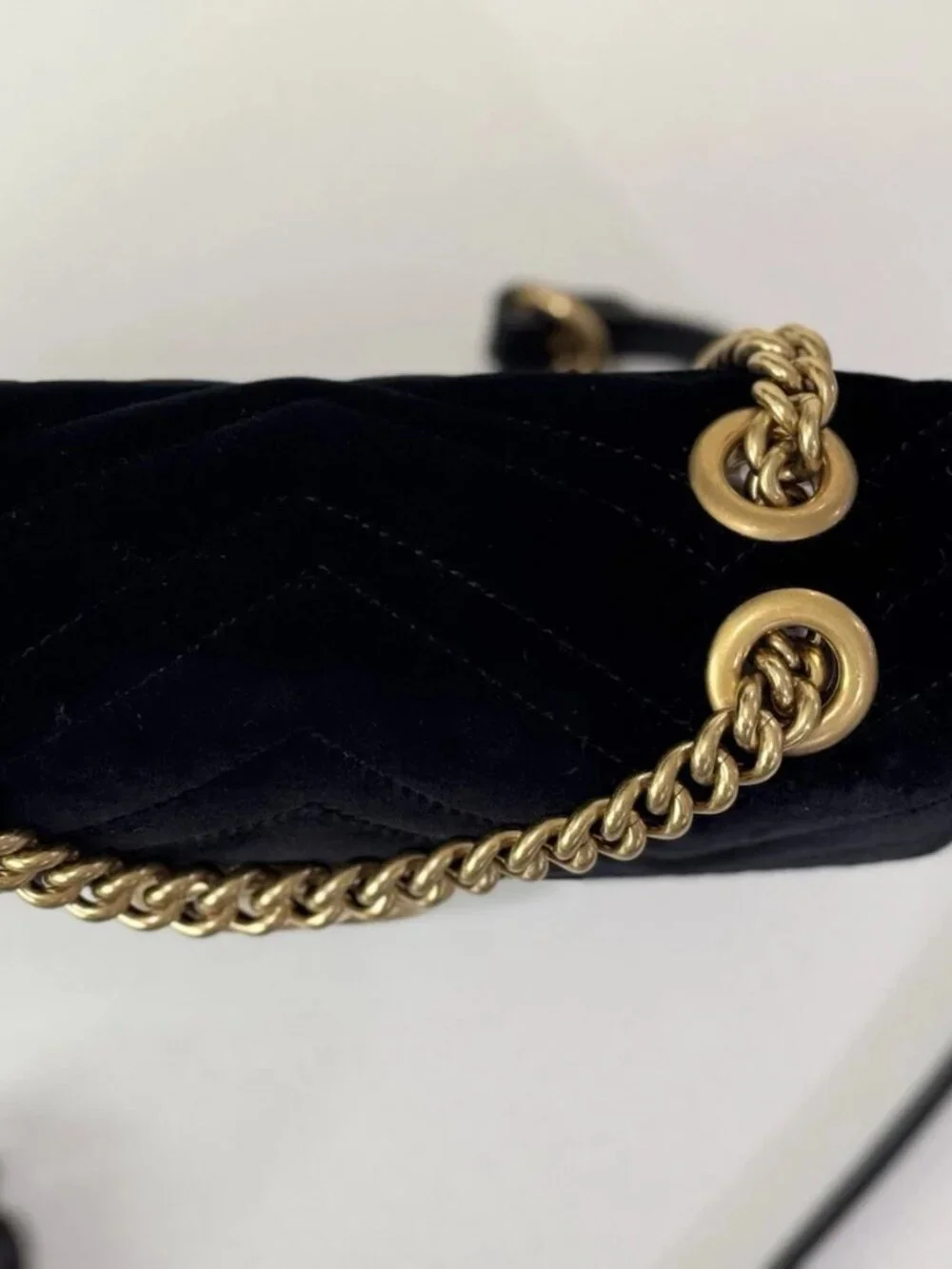 NEW Gucci GG Marmont Matelasse Velvet Small Shoulder Handbag Crossbody Black - Picture 8 of 16